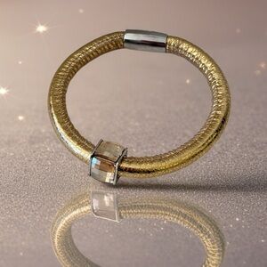 BRIGHTON WOODSTOCK METALLIC GOLD SINGLE BRACELET. *